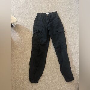Black garage, cargo pants size small
